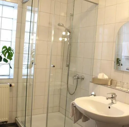 Winzerhotel Kinges-kessel Gbr 3* Morstadt