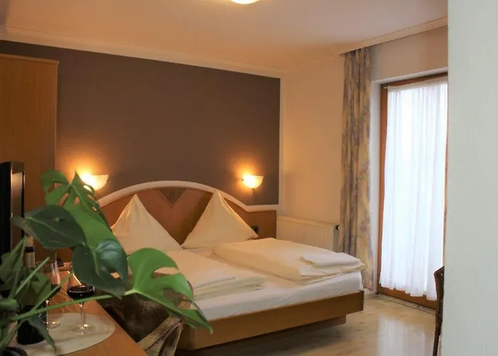 Winzerhotel Kinges-kessel Gbr Hotell Morstadt